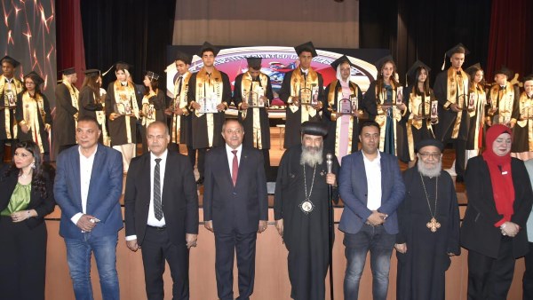 “نموذج تعليمي مشرف”.. محافظ بورسعيد يشيد بمدرسة سان چورچ للغات