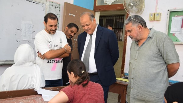 بورسعيد.. الغرباوي يتفقد امتحانات الدور الثاني للشهادة الإعدادية