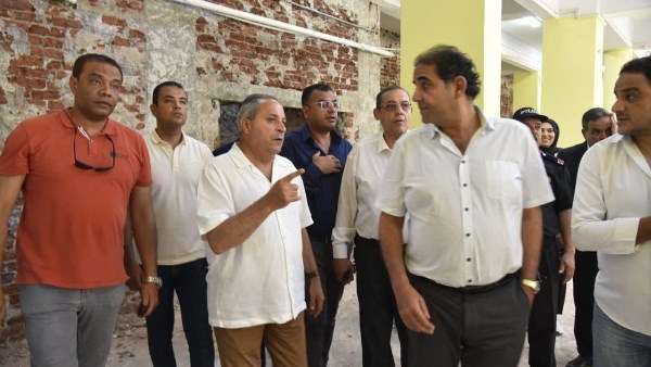 استعدادًا لاستقبال الطلاب مع بداية العام الدراسي.. محافظ بورسعيد ورئيس الجامعة يتفقدان جاهزية المدن الجامعية