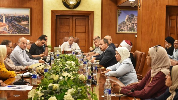 محافظ بورسعيد: بدء تشغيل مدرسة التعليم الأساسي وافتتاح حضانة بمدينة «سلام مصر»|صور