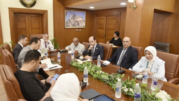 محافظ بورسعيد يترأس الاجتماع الثاني للمجلس الإقليمي الصحي