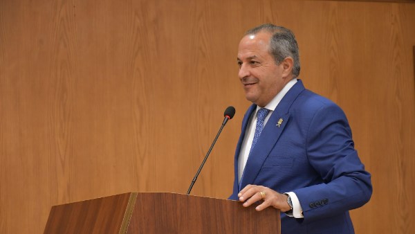 محافظ بورسعيد يبحث آلاستعدادات للموسم الشتوي وتنمية منطقة سهل الابنة والقطاع الزراعي