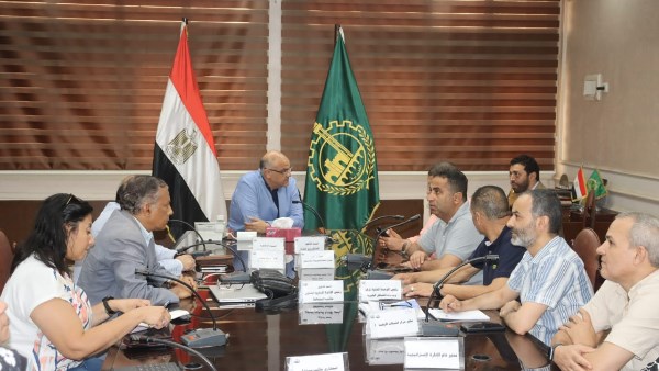 محافظ القليوبية يستعرض مخططًا متكاملًا للمرحلة (د) من ممشى أهل مصر ببنها