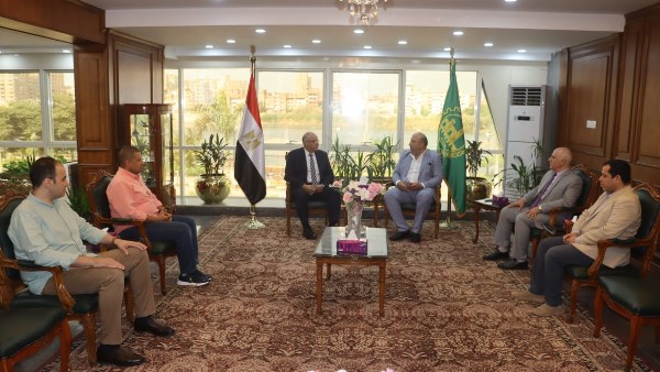 محافظ القليوبية يستعين بخبير تجميل لعلاج بطل حريق بنها