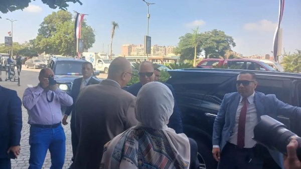 محافظ القليوبية يستقبل وزير العمل