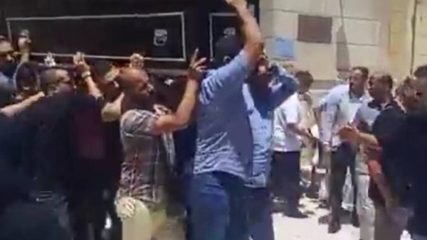 جنازة شعبية بالغربية