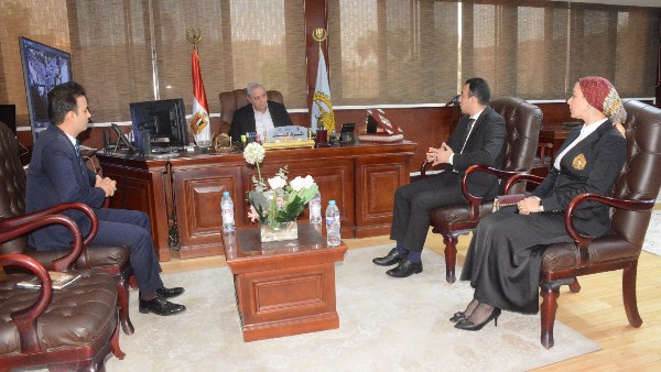 محافظ الغربية 