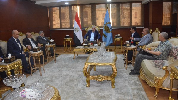 محافظ الغربية 