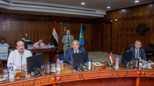 خلال الانعقاد الدوري لمجلس جامعة طنطا..رئيس الجامعة يؤكد على أهمية مبادرة 