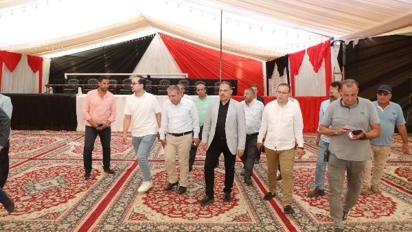 محافظ الشرقية يطمئن علي جاهزية اللجان الإنتخابية ويتفقد مقر اللجنة العامة بمدينة الزقازيق