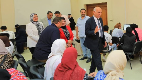 رئيس جامعة كفر الشيخ 
