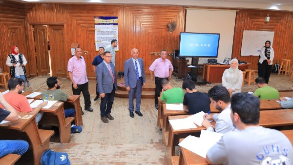 رئيس جامعة كفر الشيخ 