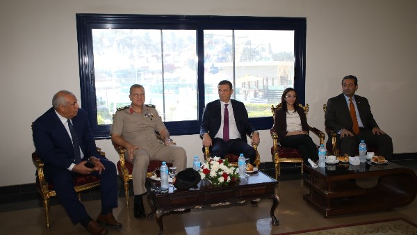  وزير الزراعة 