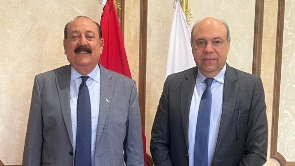 وزير الطيران 