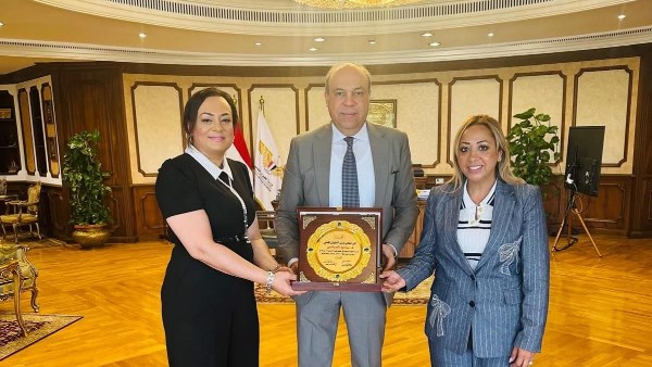وزير الطيران 