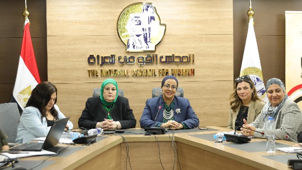 المستشارة أمل عمار تتابع سير العملية الانتخابية فى المحافظات