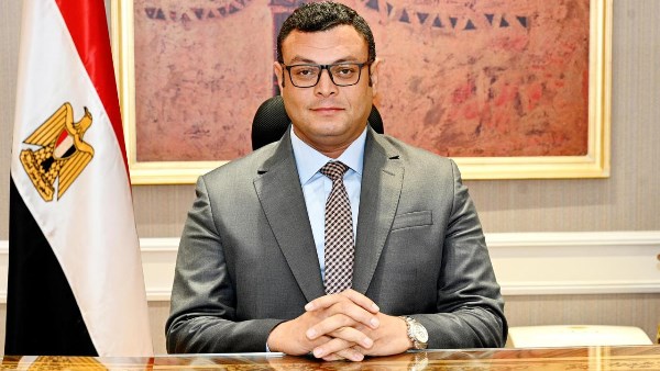 وزير الاسكان