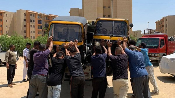 خلال إزالة الاشغالات
