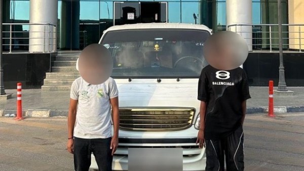 بعد انتشار الفيديو.. ضبط قائد سيارة وآخر بتهمة تعاطى الحشيش بالجيزة