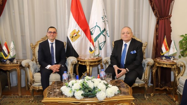 رئيس مجلس الدولة يستقبل وزير الاستثمار والتجارة الخارجية