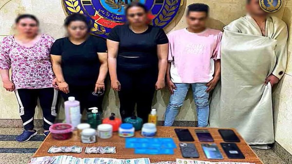 القبض على 3 سيدات وشخصين يمارسون الرذيلة في ناد صحى بالشيخ زايد