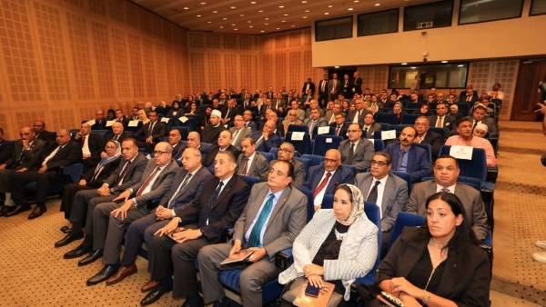 الندوة
