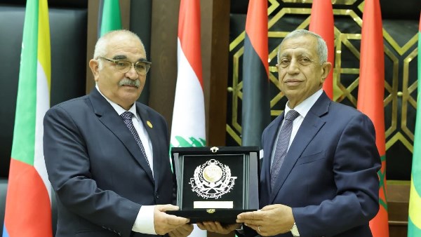 جانب من الزيارة