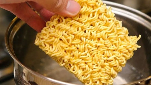 اضرار النودلز السريعة