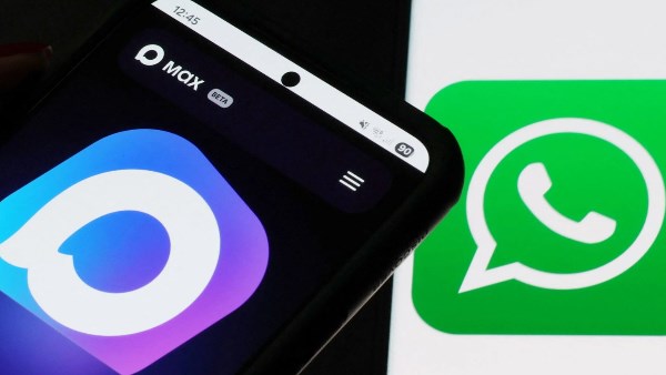 تطبيق MAX المنافس لـ واتساب