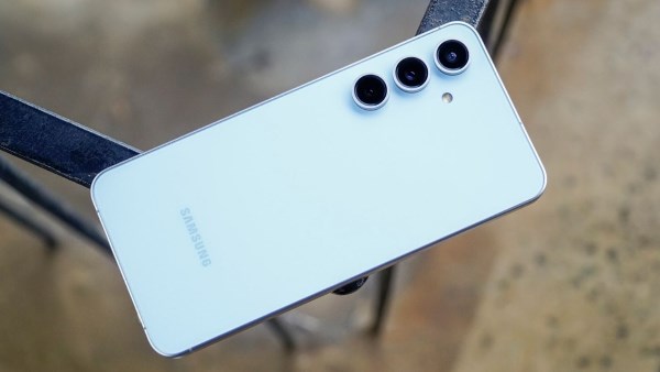 سعر ومواصفات Galaxy S25 FE المنتظر من سامسونج