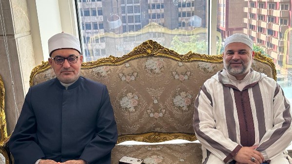 مصر منارة العلم.. الشيخ مهاجري زيان يشارك في مؤتمر دار الإفتاء الدولي ممثلا عن سويسرا