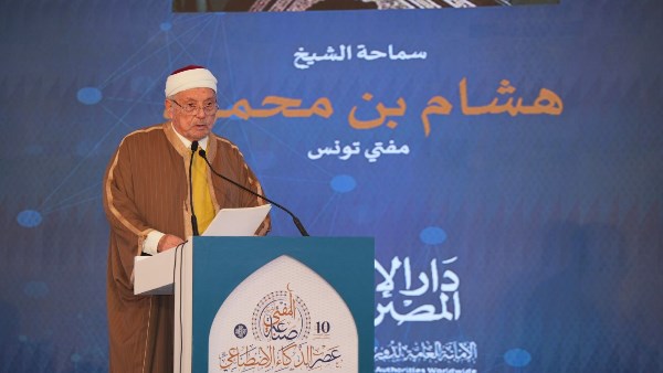 مفتي تونس: مصر تقوم بدور كبير في القضية الفلسطينية وستبقى رايتها شامخة