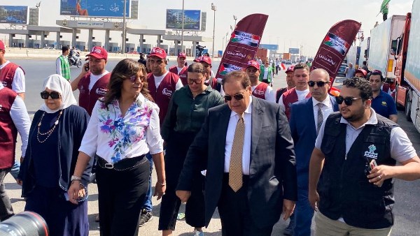 مؤسسة أبو العينين الخيرية تشارك في القافلة الإغاثية الـ 11 لدعم أهالي غزة