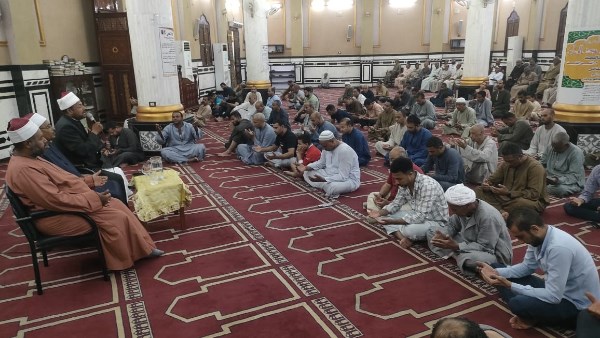 احدى الندوات