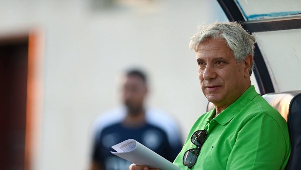 مران الزمالك.. جلسة تنسيقية بين جون إدوارد وعبد الناصر محمد قبل مواجهة سيراميكا كليوباترا