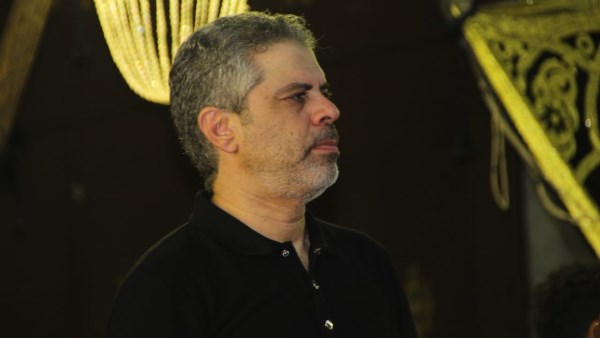 عبد الحميد بسيوني ونجوم الرياضة القدامى في عزاء والد معتمد جمال..صور