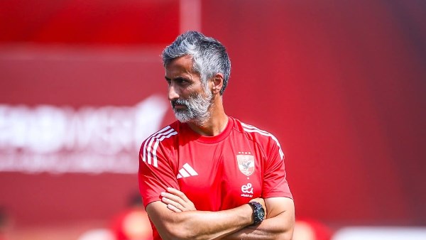 لقطات من مران الأهلي اليوم استعدادًا لمواجهة فاركو في الدوري ..شاهد