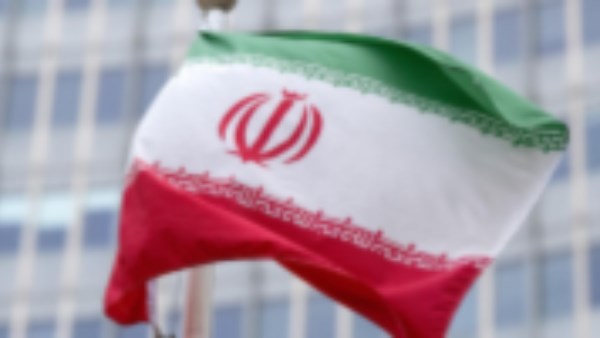 إيران  