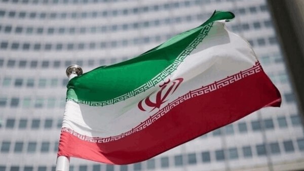 إيران 