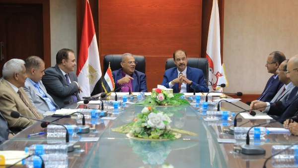 بروتوكول تعاون بين محافظة سوهاج والهيئة القبطية الإنجيلية لدعم وتمكين ذوي الإعاقة