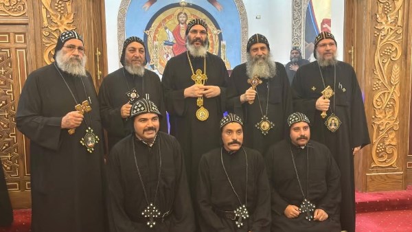 رهبان 