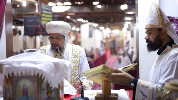 تدشين أواني لخدمة المذبح في كنيسة القديس بولس بديرمواس