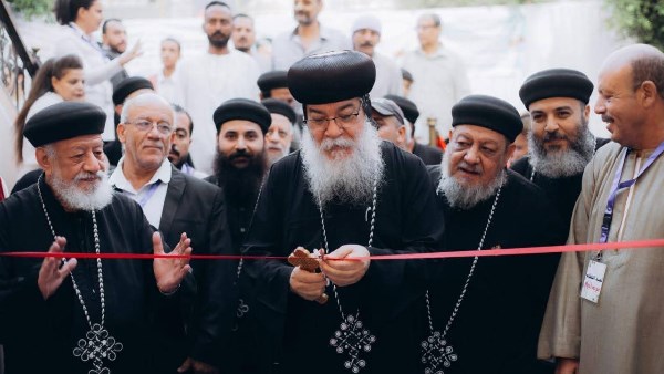فرحة روحية بصفط اللبن.. تدشين مذبح على اسم مار مرقس وعِماد ثلاثة أطفال| صور