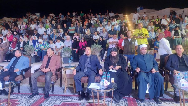 أخبار جنوب سيناء| تكريم 107 طلاب من المتفوقين.. السيطرة على حريق في قرية سياحية بشرم الشيخ