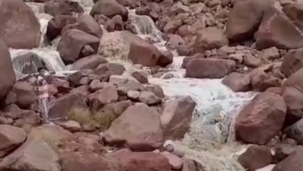 جمال أجواء السيول والامطار بسانت كاترين 