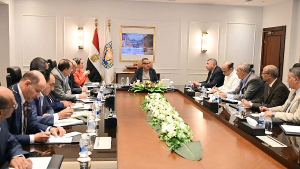اجتماع محافظ جنوب سيناء 
