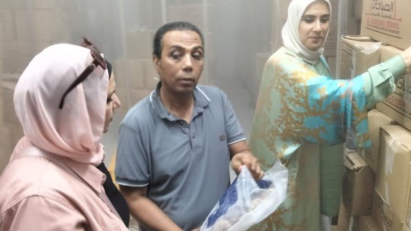 ضبط 12 طن أجزاء دجاج وجمبري غير مطابقة للمواصفات بالدقهلية