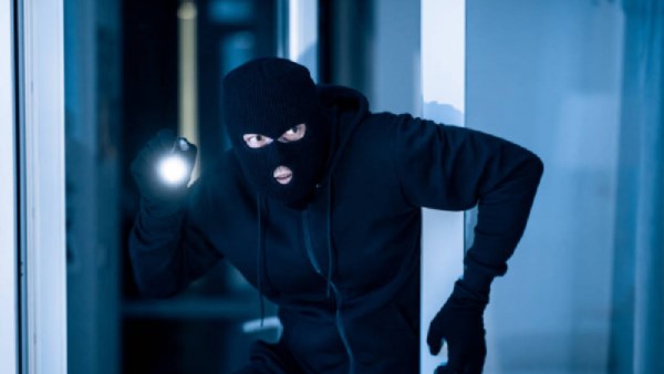 شربات حافظة كتاب الله.. دافعت عن منزلها ومالها بشجاعة ضد لص أنهى حياتها