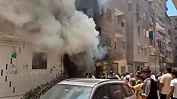 اندلاع حريق كبير في مخزن بشارع ترعة الزمر بالعمرانية .. صور