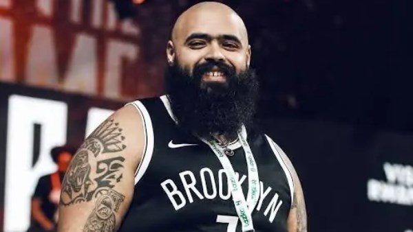 البلوجر محمد عبدالعاطي
